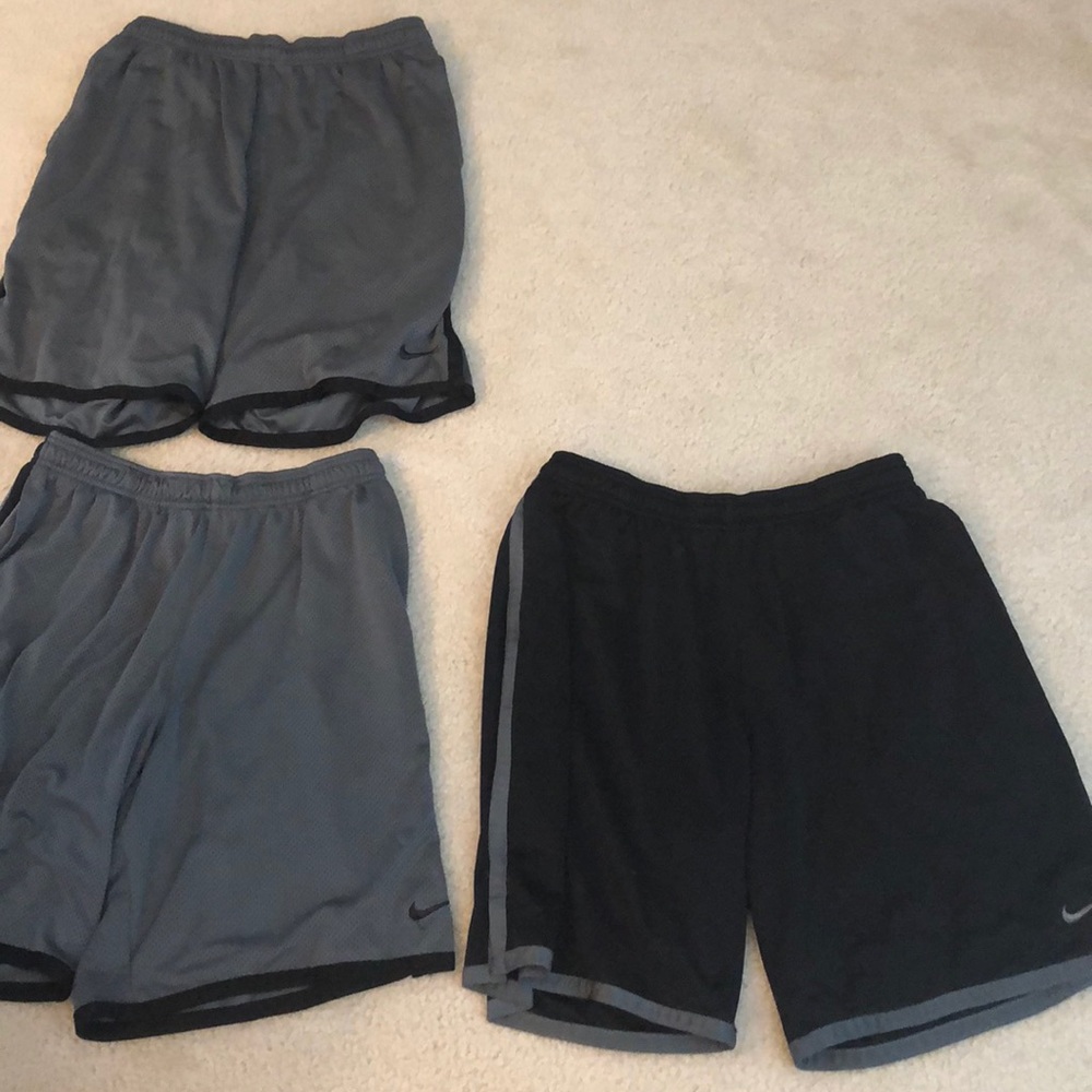 3 pairs men’s Nike shorts